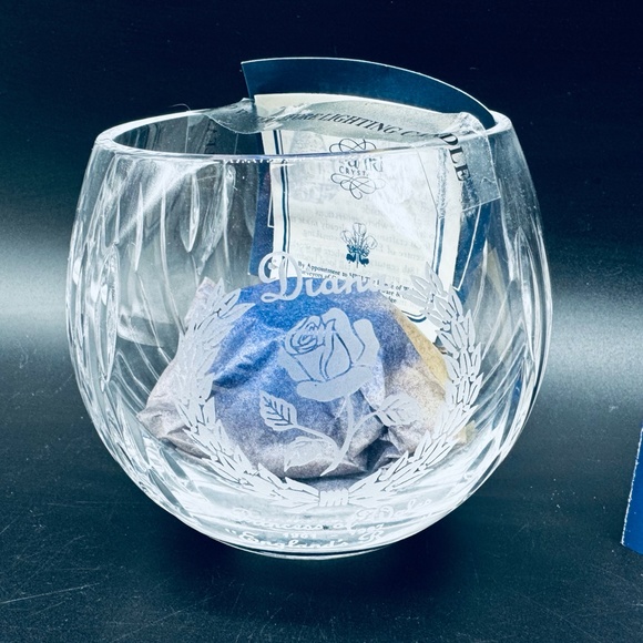 Stuart Diana Princess of Wales Memorial Crystal Candleholder with Candle New - Picture 2 of 5